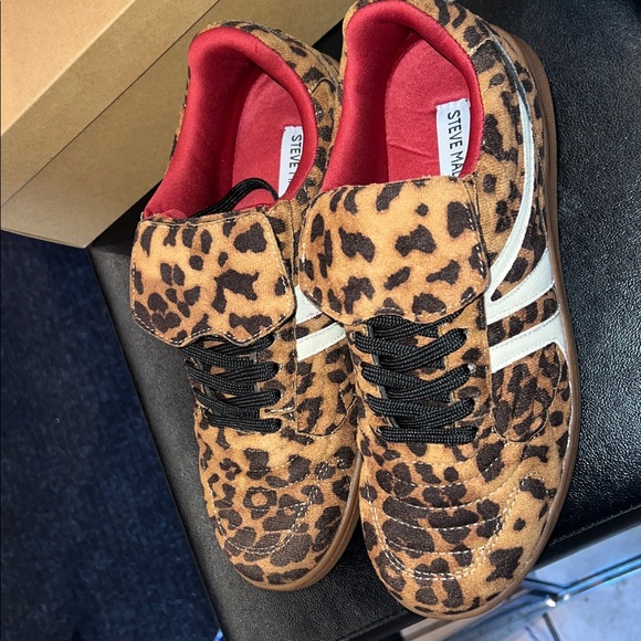 Steve Madden Leopard Print Sneakers with Red Accents - Picture 4 of 6